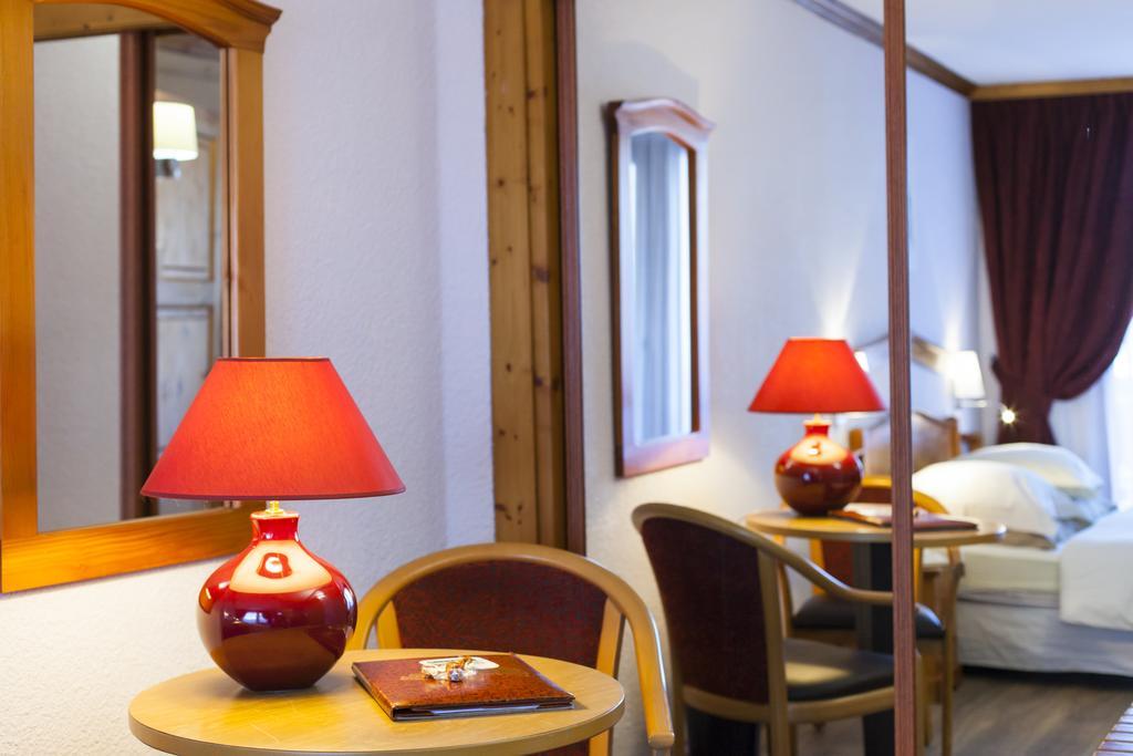 Le Calgary Hotell Les Saisies Rum bild