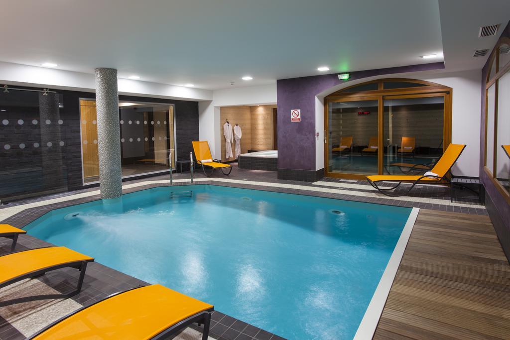 Le Calgary Hotell Les Saisies Exteriör bild