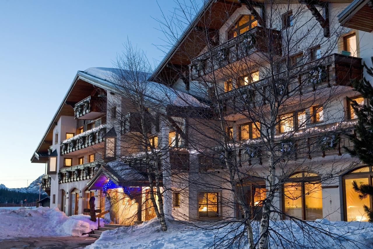 Le Calgary Hotell Les Saisies Exteriör bild